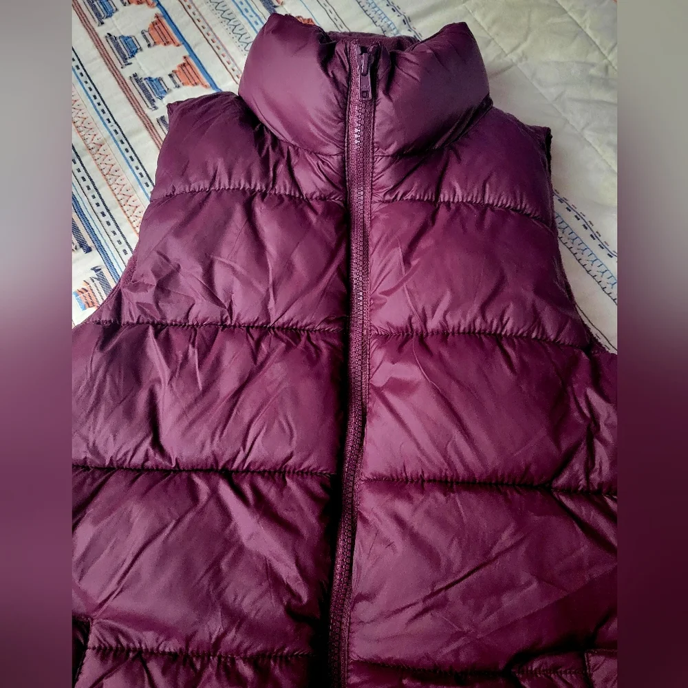 Old Navy Vest - Picture 2 of 5